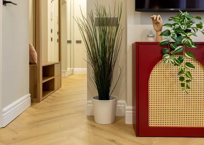 Stylish Ruby 1br - Old Town Urban Oasis Bucareste