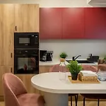 Stylish Ruby 1br - Old Town Urban Oasis
