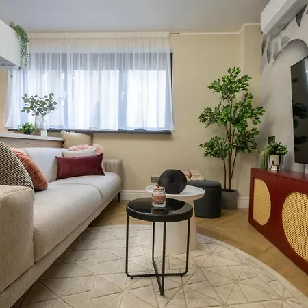Stylish Ruby 1br - Old Town Urban Oasis * Bukareszt